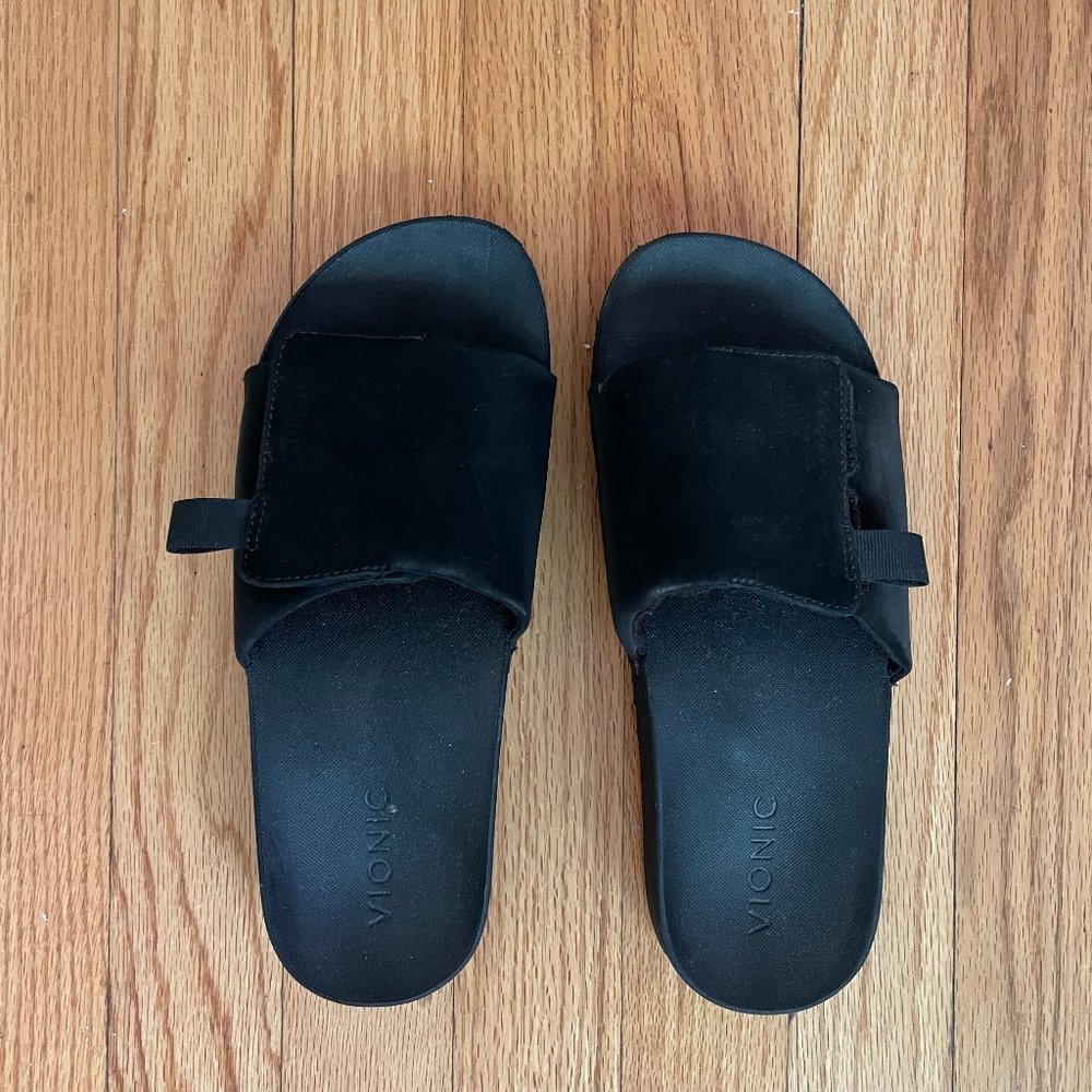 Vionic Keira Slide in Black 7